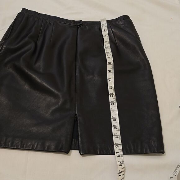 ANN KLEIN BLACK, VINTAGE LEATHER PENCIL SKIRT SZ 8 - Picture 3 of 8